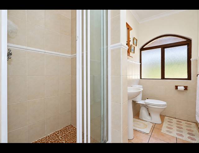 2 BEDROOM TOWNHOUSE FOR SALE IN WATERFALL